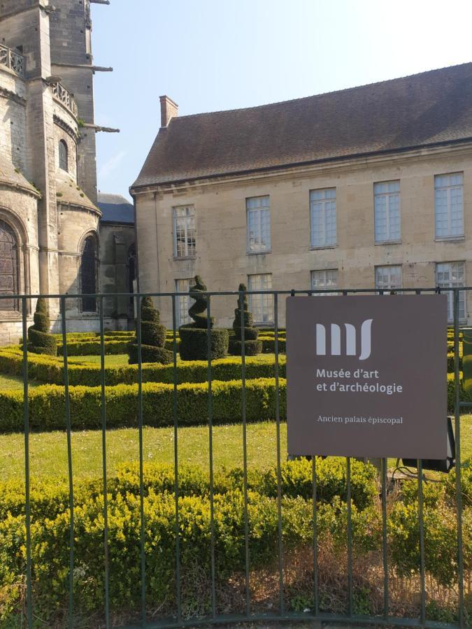 Le Senlipin, Studio Centre Ville, Coeur De Senlis, Proche Parc Asterix Senlis  Εξωτερικό φωτογραφία